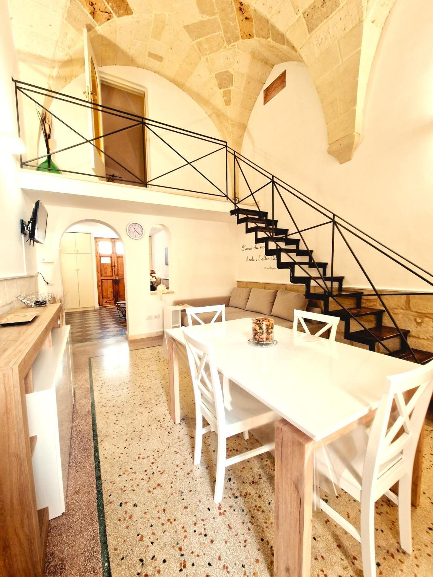 莱切Casa Dante Deliziosa Casa A Due Passi Dal Centro别墅 外观 照片